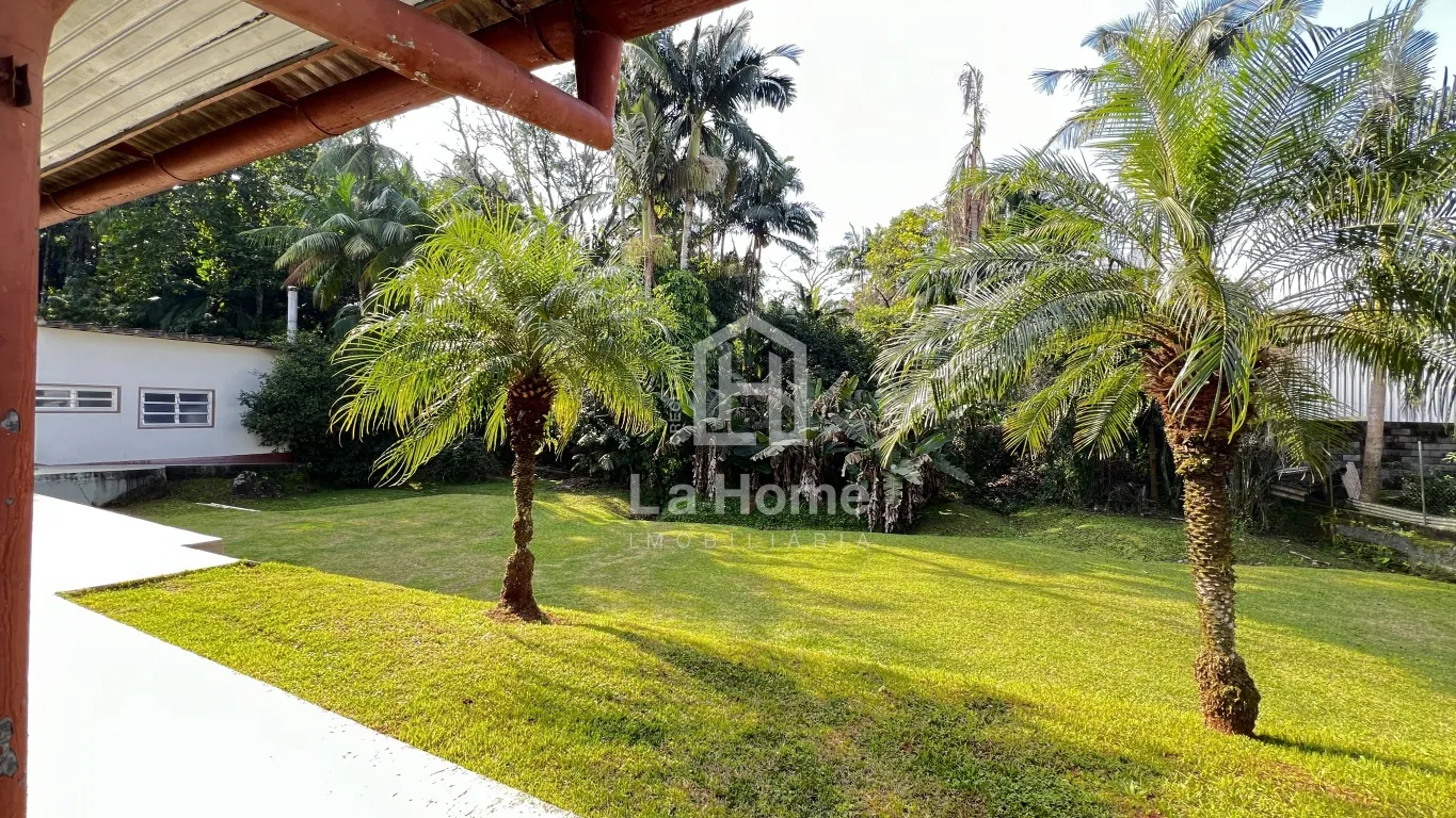 Terreno à venda com projeto aprovado - 2.793,92m no bairro Água Verde, Blumenau - foto 1