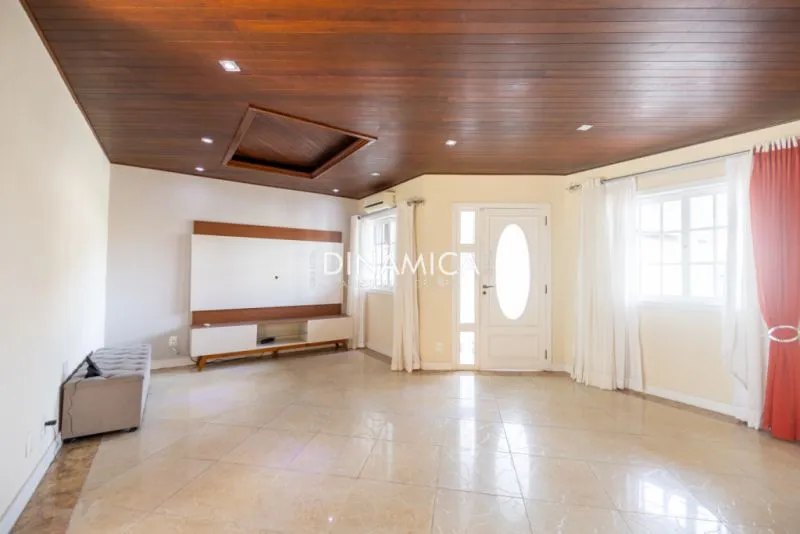 Casa residencial ou comercial Semimobiliada e com piscina no Garcia em Blumenau! — foto 6