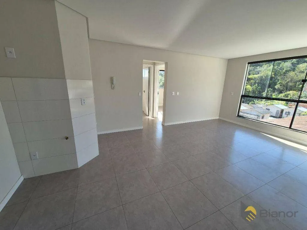 Apartamento com 2 dormitórios à venda, 64 m por R$ 340.000,00 - Badenfurt - Blumenau/SC — foto 2