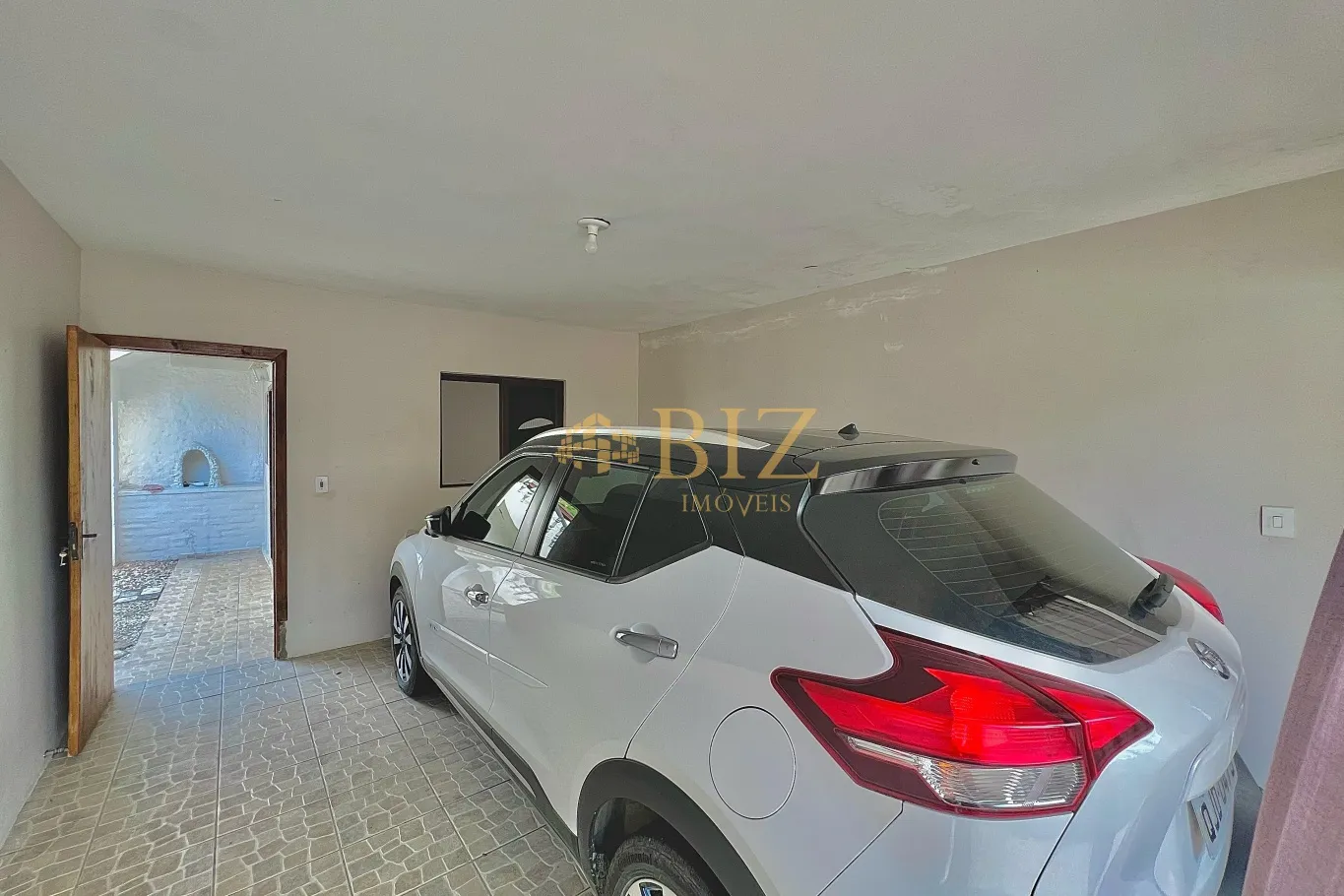 Casa com 4 dormitórios, sendo 1 suíte, com piscina, no Bairro Garcia! — foto 4