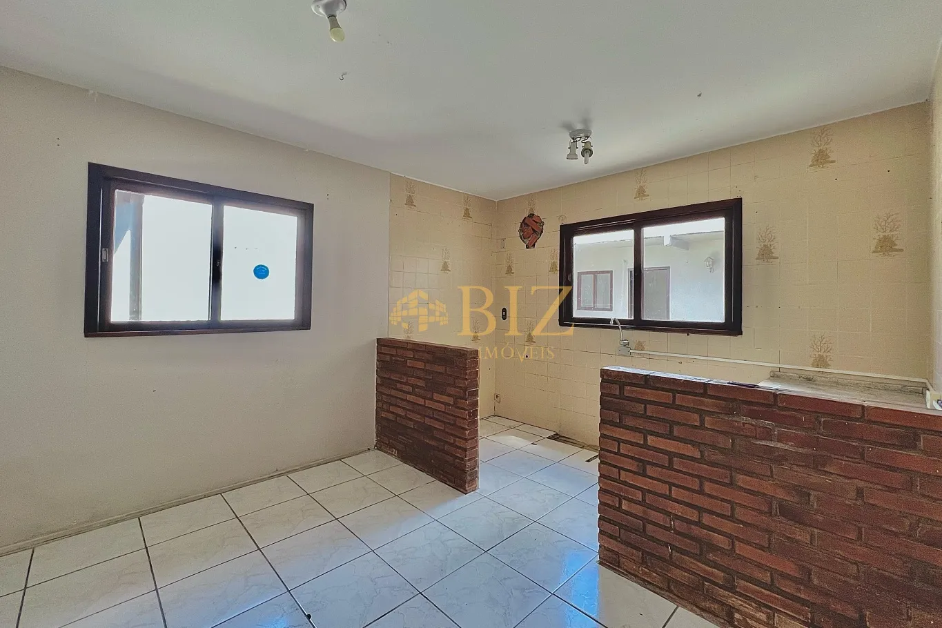 Casa com 4 dormitórios, sendo 1 suíte, com piscina, no Bairro Garcia! — foto 7