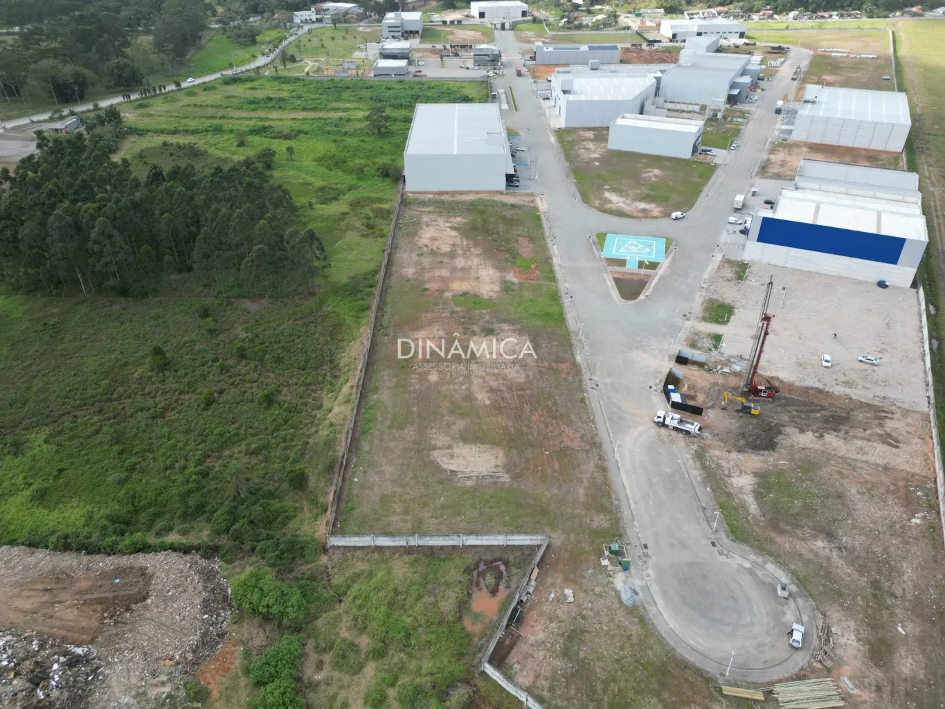 Lotes industriais no condomínio fechado do ABC Business Park em Porto Belo Santa Cataria, para galpões, com infraestrutura completa, próximo a BR101 com HELIPONTO HOMOLOGADO — foto 3