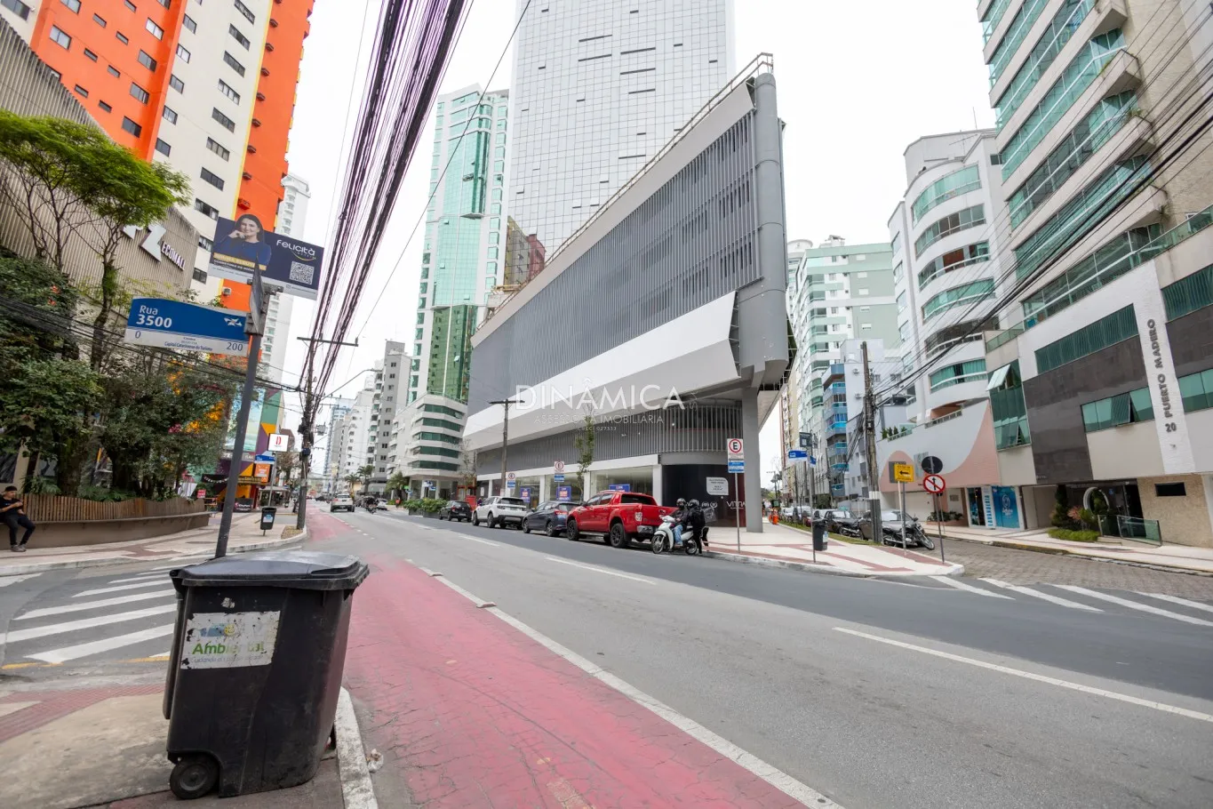 Loja comercial, sala frente Avenida Brasil em Balneário de Camboriú, centro, loja térrea, prédio novo Vitra by Pininfarina Pasqualotto & GT — foto 7