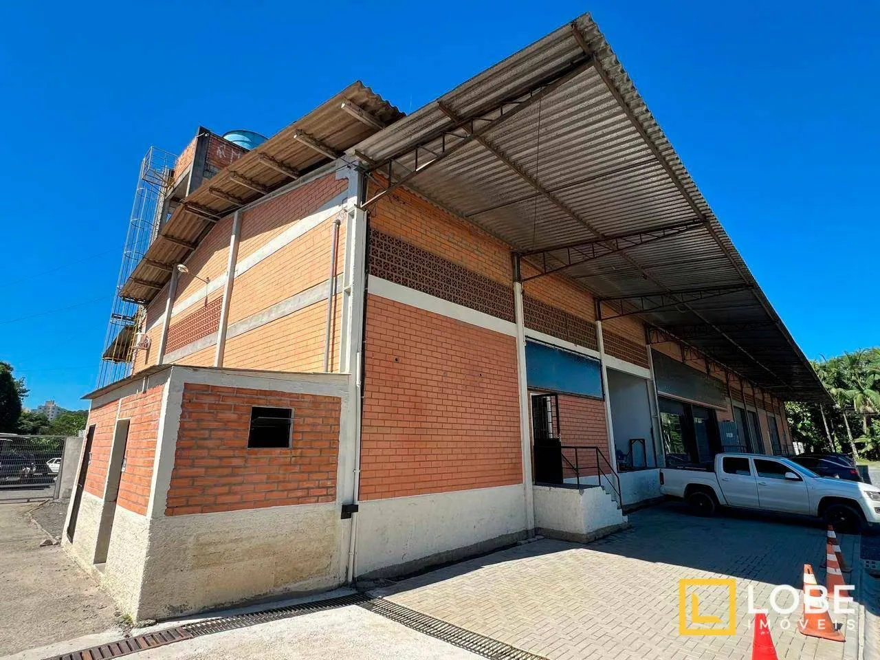 Galpão à venda, 30 vagas, 1200m² na região do bairro Itoupava Central, próximo à Rua Doutor Pedro Zimmermann, Blumenau — foto 4