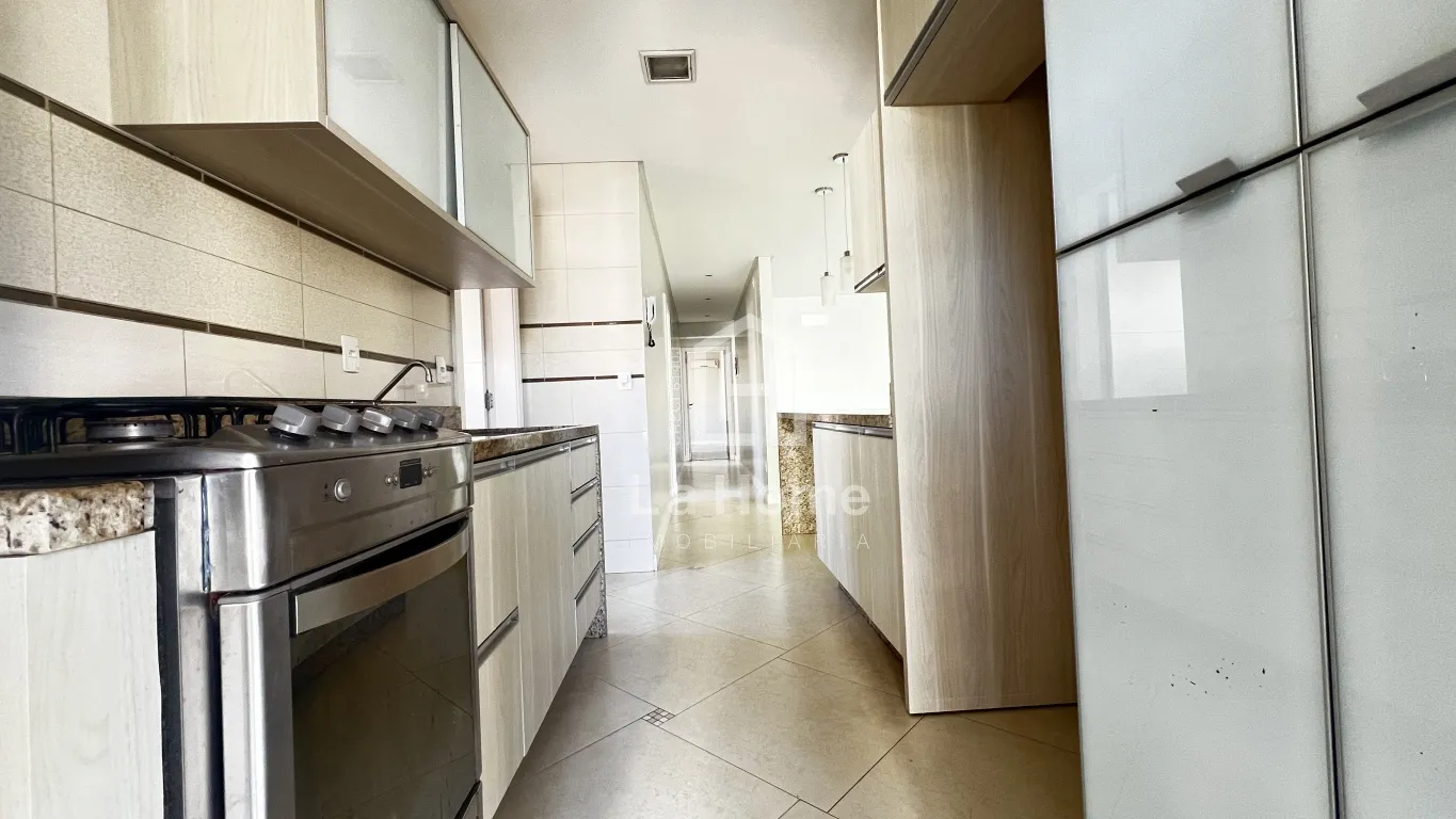 Apartamento com 03 suítes para locação na região da Alameda, Blumenau ! EM DESOCUPAÇÃO! 05/05/2026 — foto 4