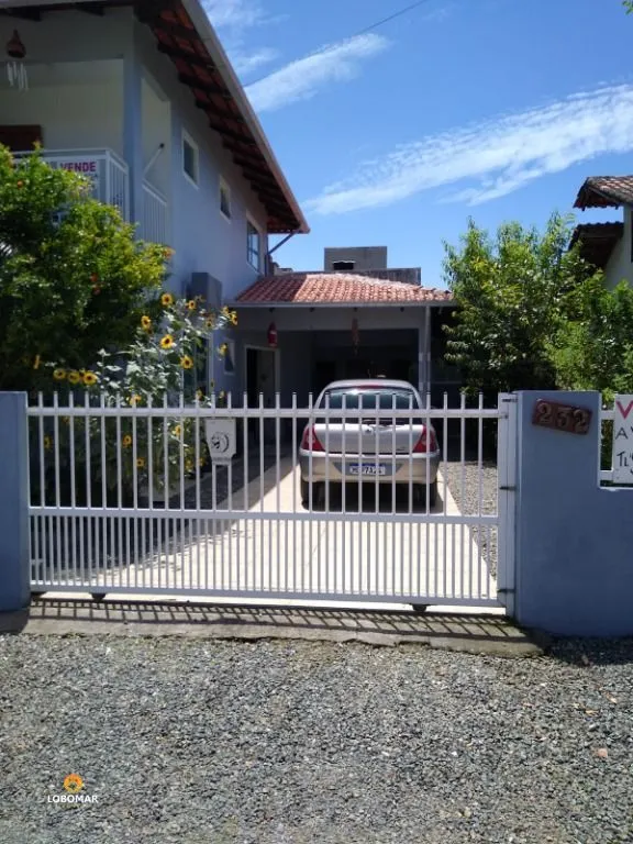 Sobrado Sozinho no Terreno próximo ao Mar — foto 2