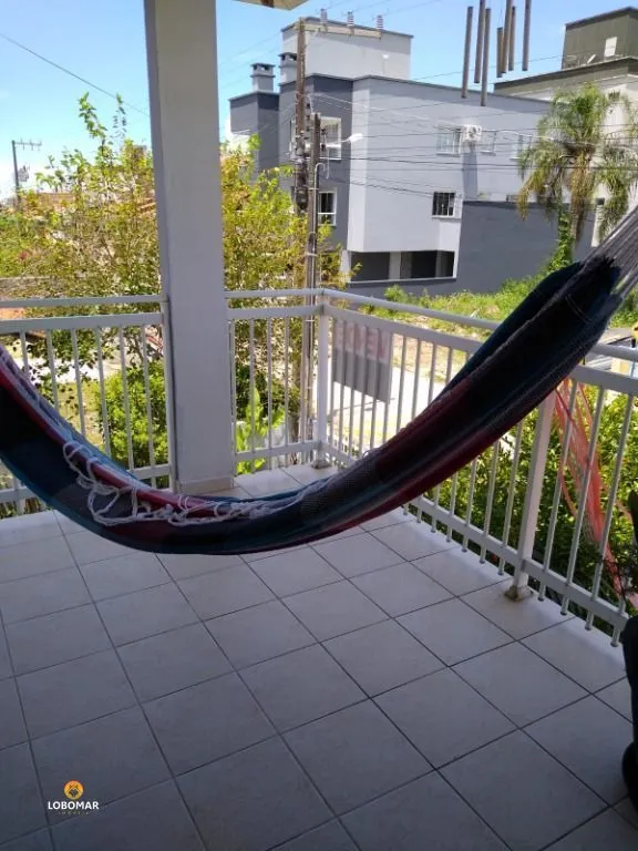 Sobrado Sozinho no Terreno próximo ao Mar — foto 4