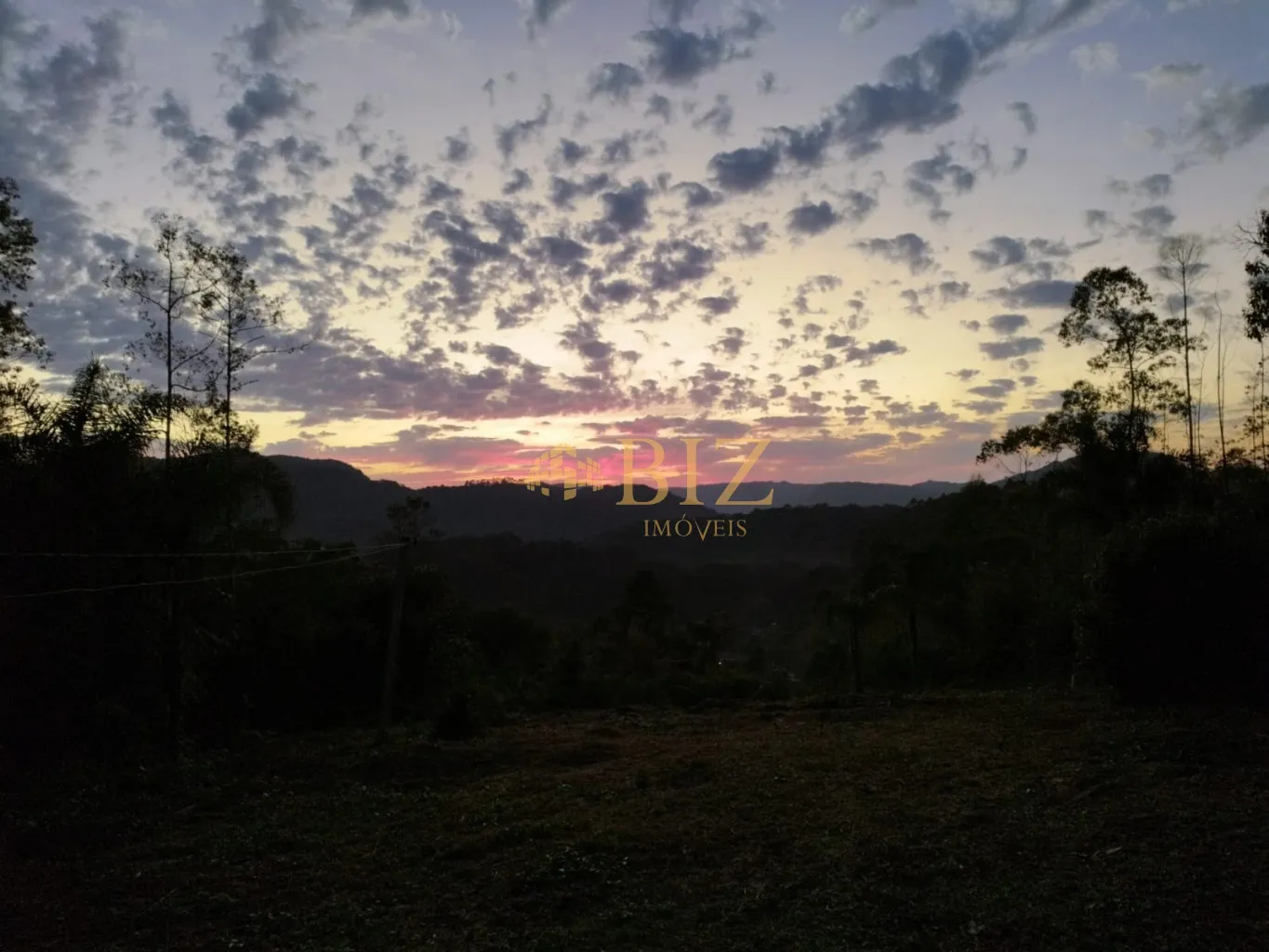Lote com 33.000m a 500 metros da represa! — foto 3