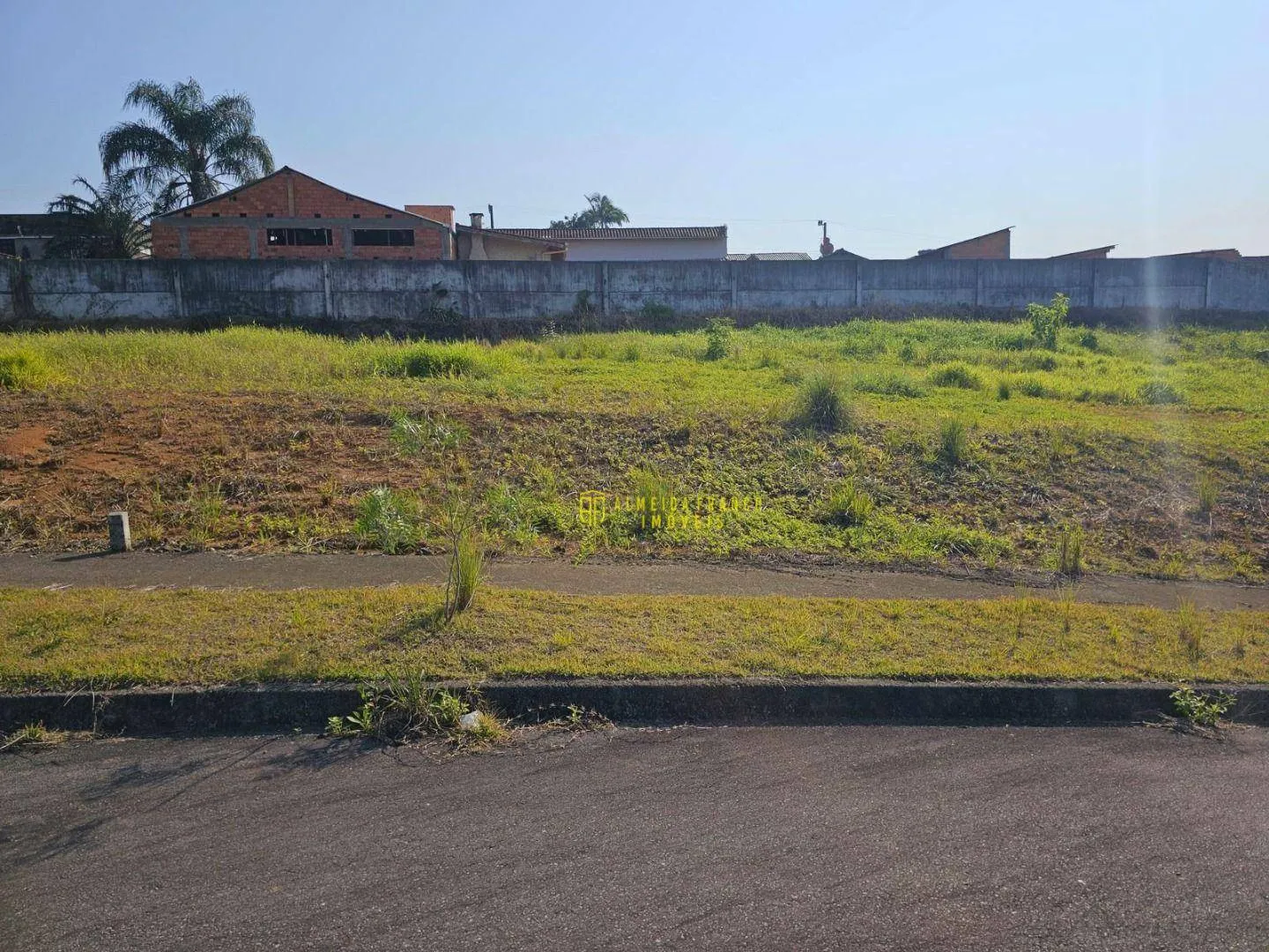 Terreno à venda com 360 m com ótima localização. - foto 1