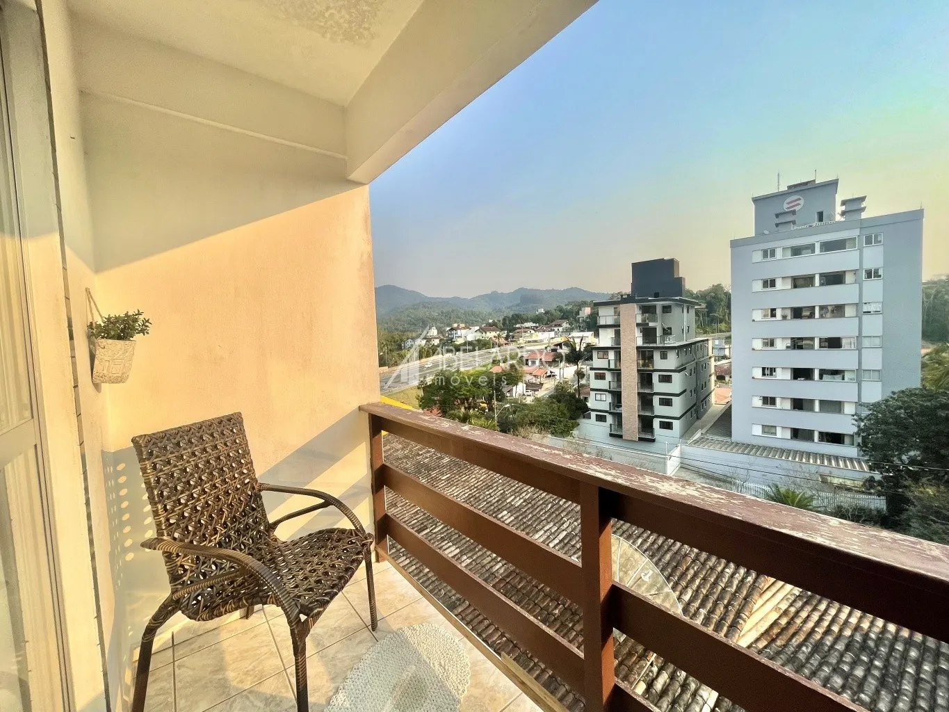 APARTAMENTO COM 3 DORMITÓRIOS À VENDA - BAIRRO ÁGUA VERDE — foto 3