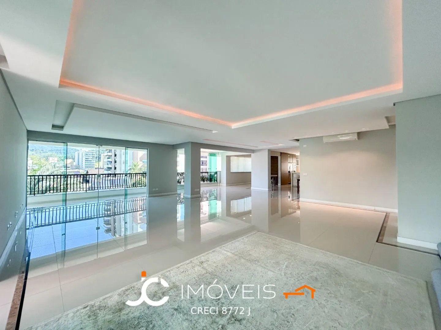 Apartamento com 5 suítes à venda, 352 m por R$ 6.000.000 - Ponta Aguda - Blumenau/SC - foto 1