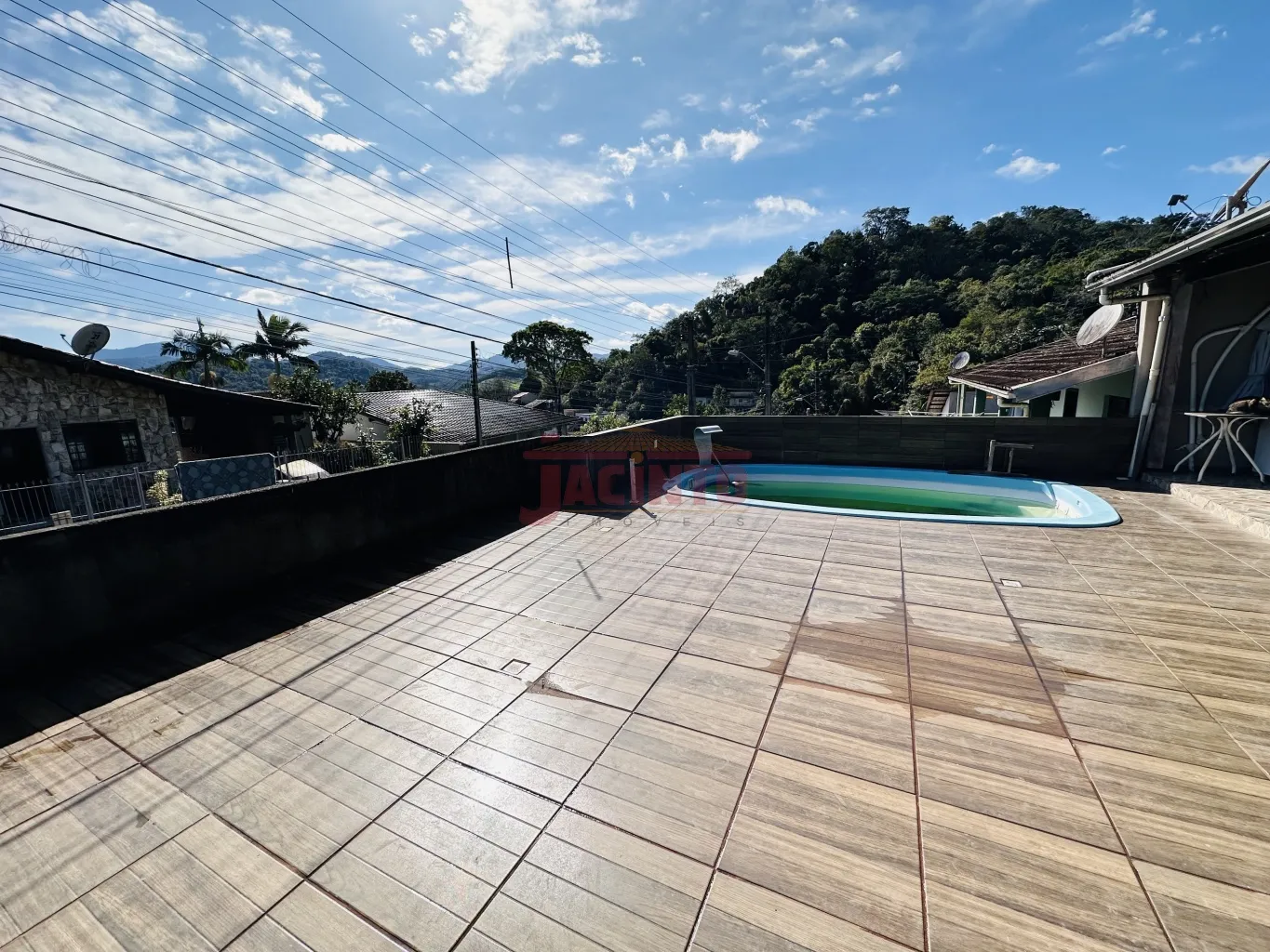 Casa de 2 pavimentos para duas famílias! Vem conferir! — foto 4
