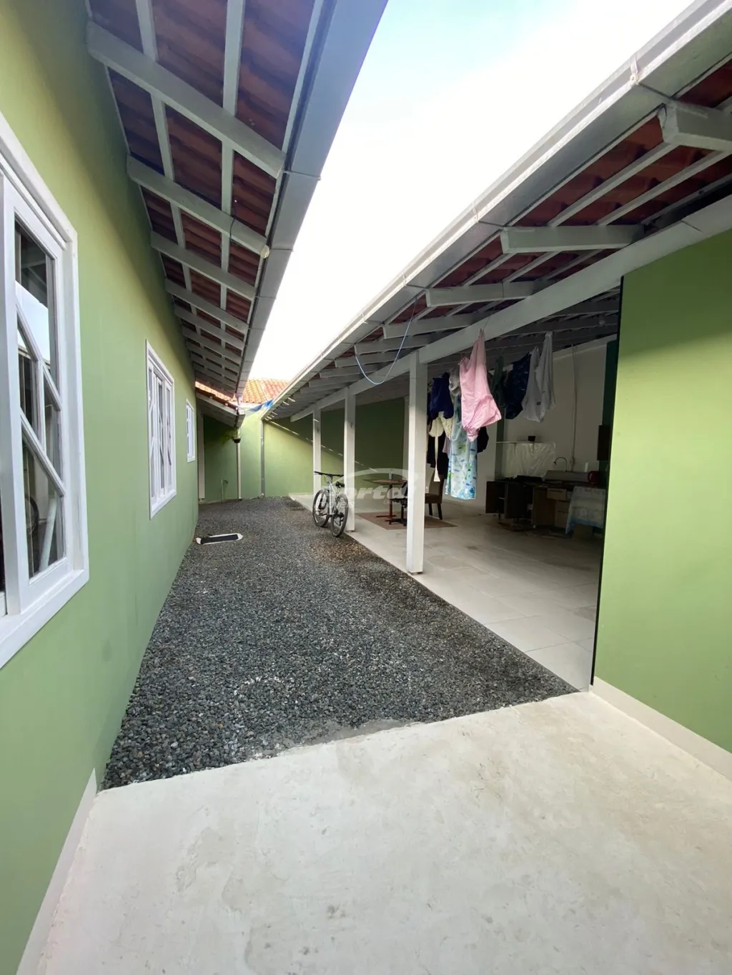 Casa térrea, 3 Dormitórios 2 Banheiros 4 Vagas Garagem Coberta 1 Sala de TV 1 Cozinha1 Área de serviço — foto 3