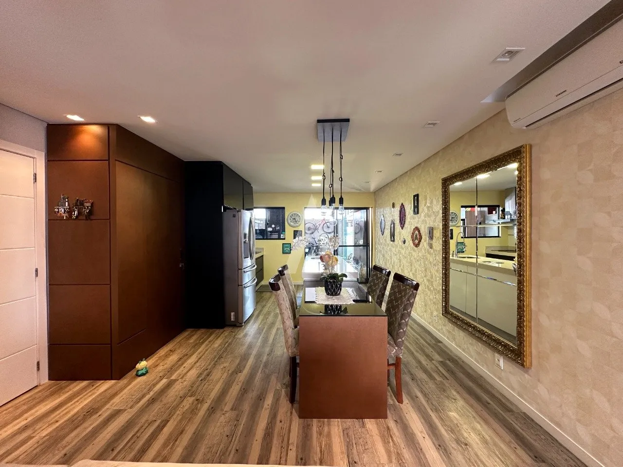 Cobertura com 2 suíte(s) mais 1 quarto(s) à venda no bairro BOM RETIRO em JOINVILLE, por R$ 1.690.000.00. — foto 6