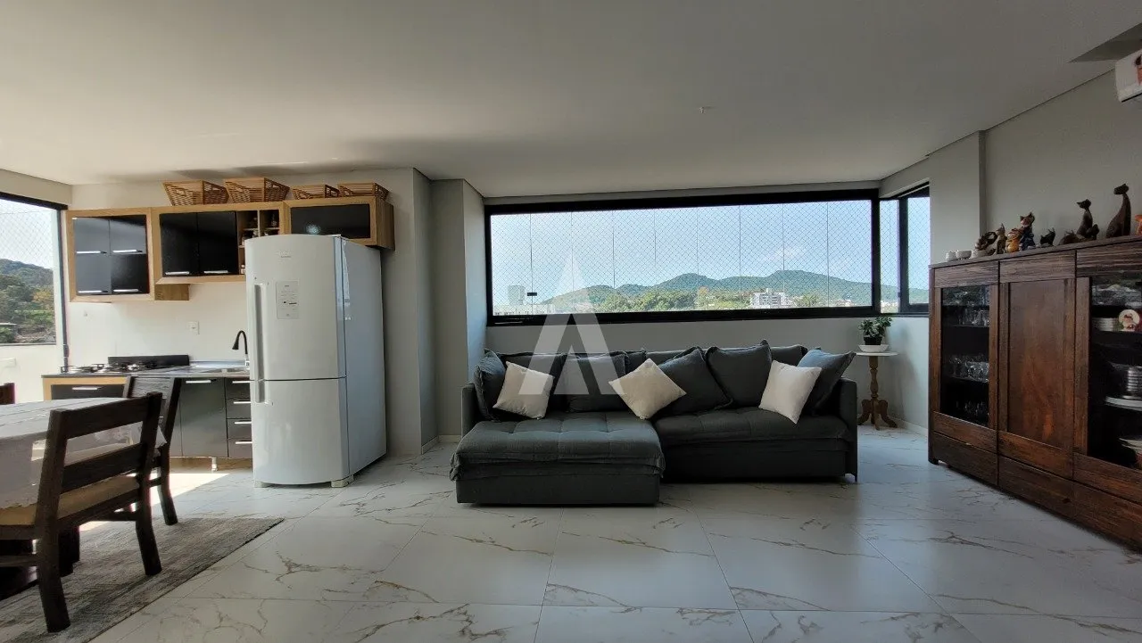 Cobertura com 3 suíte(s) à venda no bairro Saguaçu em JOINVILLE, por R$ 1.050.000.00. — foto 5