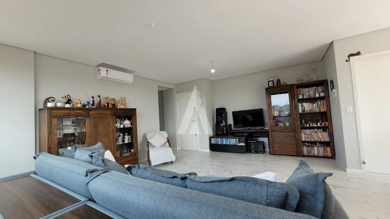 Cobertura com 3 suíte(s) à venda no bairro Saguaçu em JOINVILLE, por R$ 1.050.000.00. — foto 7