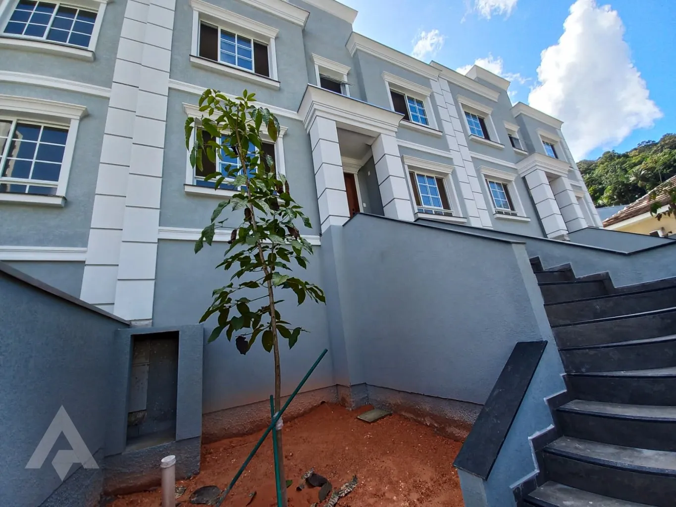 Casa com 2 suítes no bairro Garcia. — foto 2