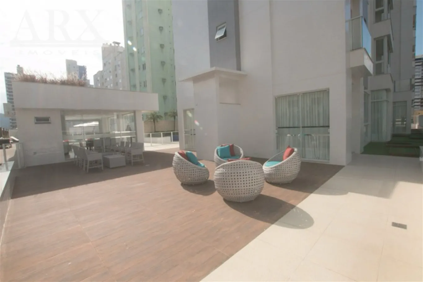 Apartamento mobiliado no Edifício Sistina Tower, no centro de Balneário Camboriú. — foto 5