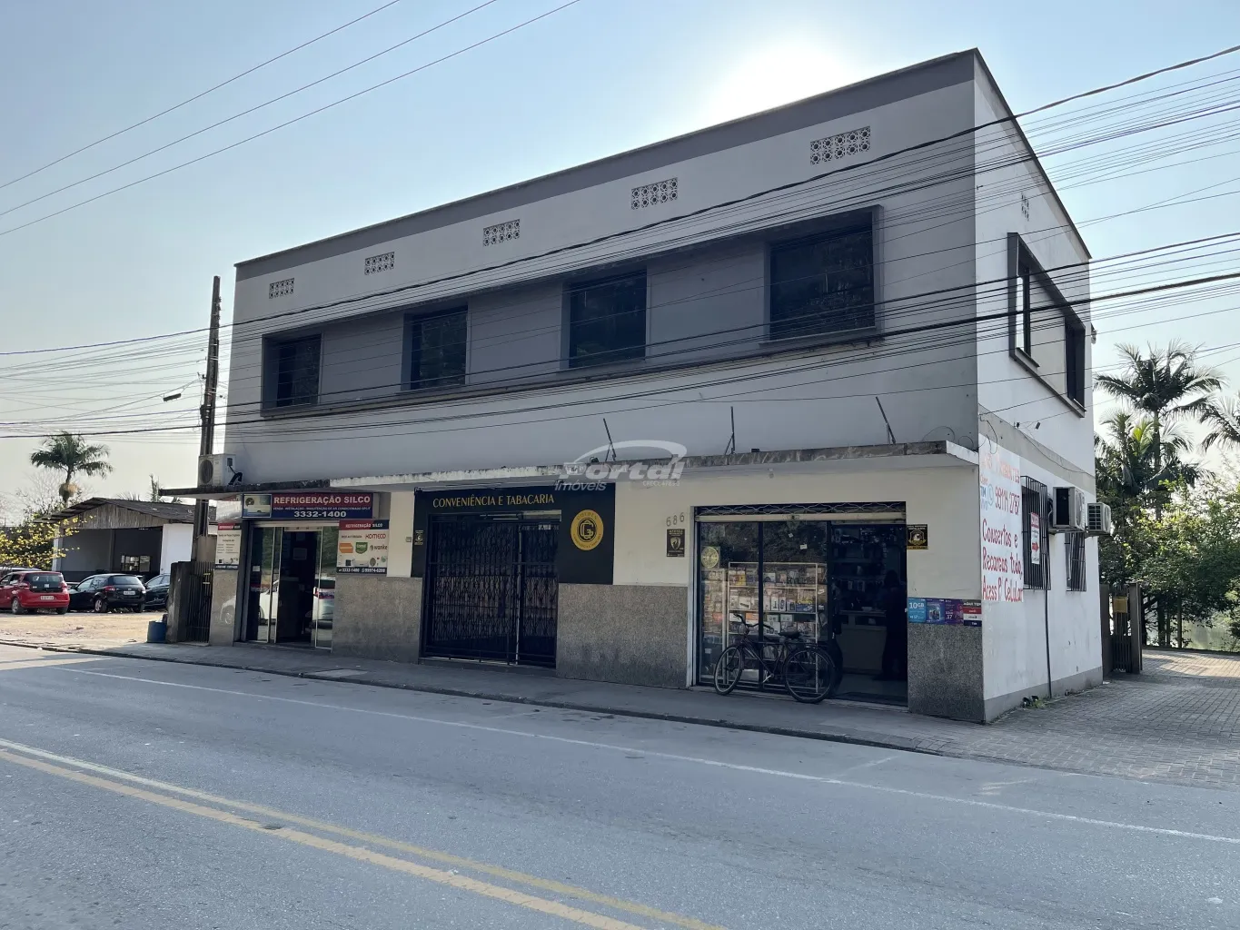 Sala Comercial com 150m distribuidos em 5 ambientes no Centro de Gaspar! - foto 1