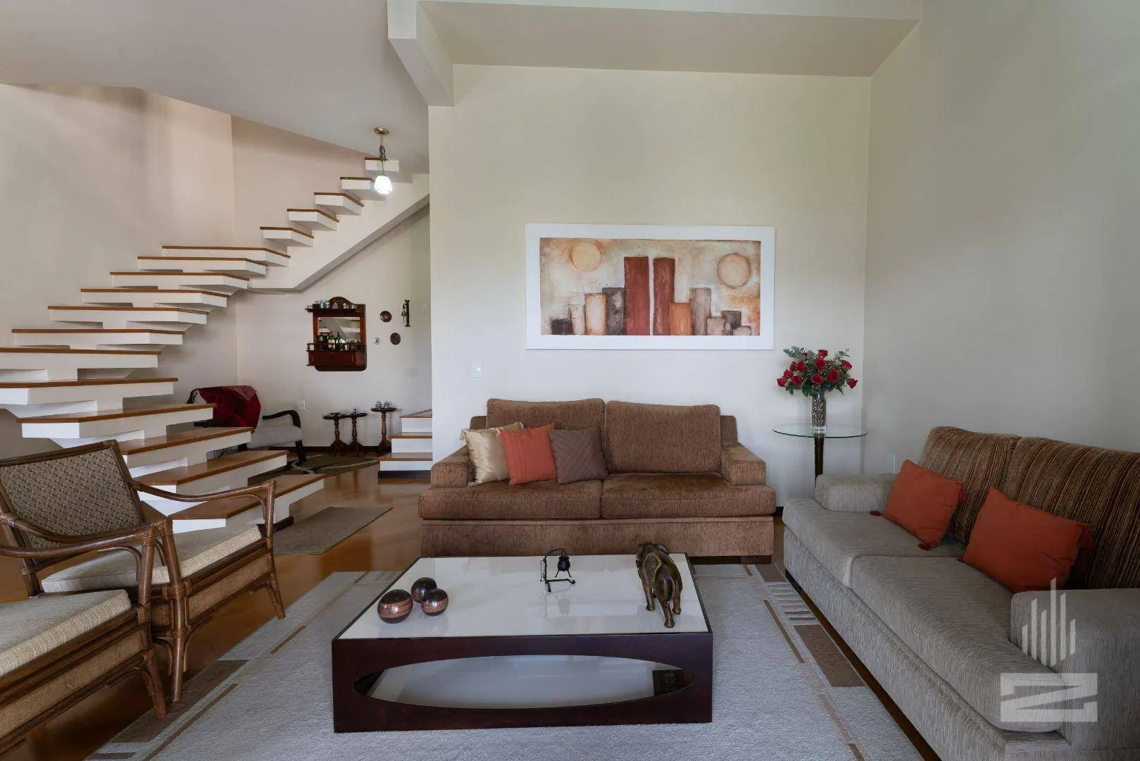 Casa Ampla à Venda com 3 Dormitórios e Mobiliada em Ótima Localização no bairro Fortaleza em Blumenau — foto 4