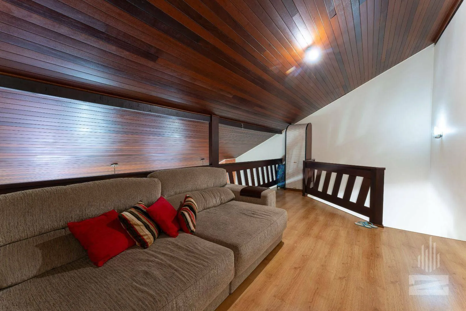Casa Ampla à Venda com 3 Dormitórios e Mobiliada em Ótima Localização no bairro Fortaleza em Blumenau — foto 7