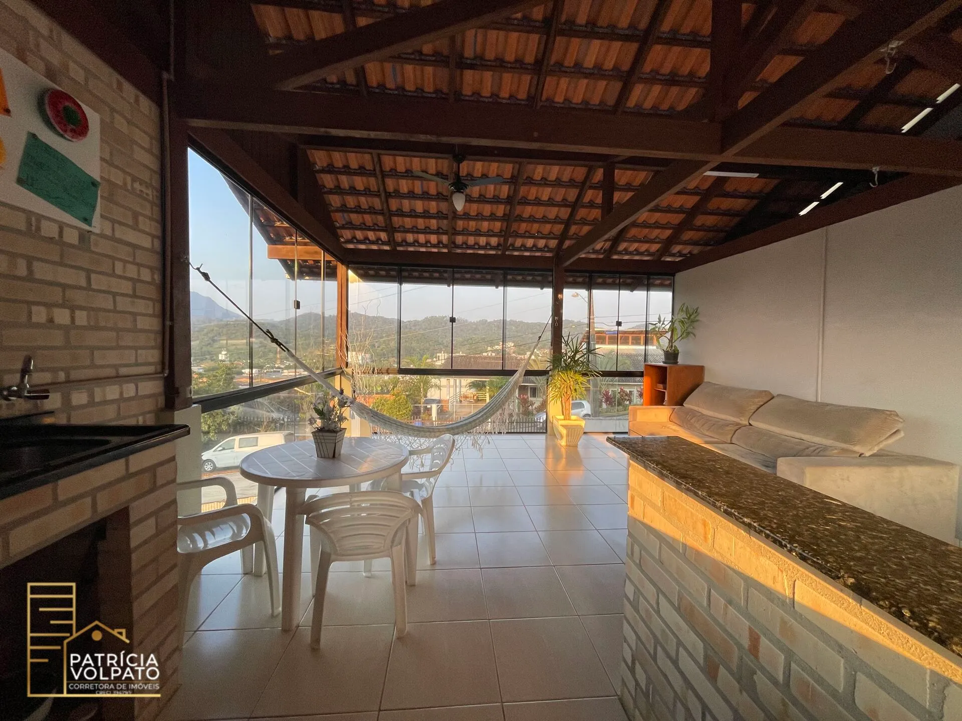 Casa Duplex com deck para piscina - foto 1