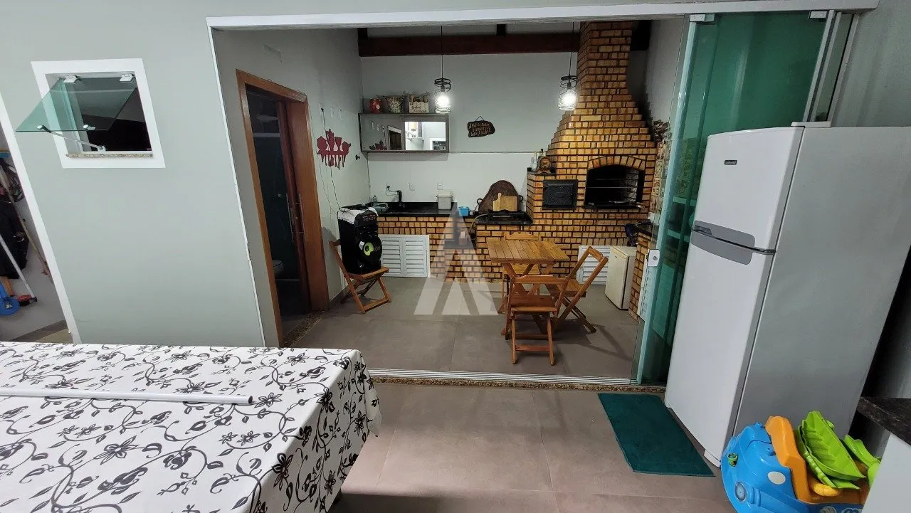 Sobrado com 1 suíte(s) mais 3 quarto(s) à venda no bairro Itajuba em Barra Velha, por R$ 1.200.000,00. — foto 6