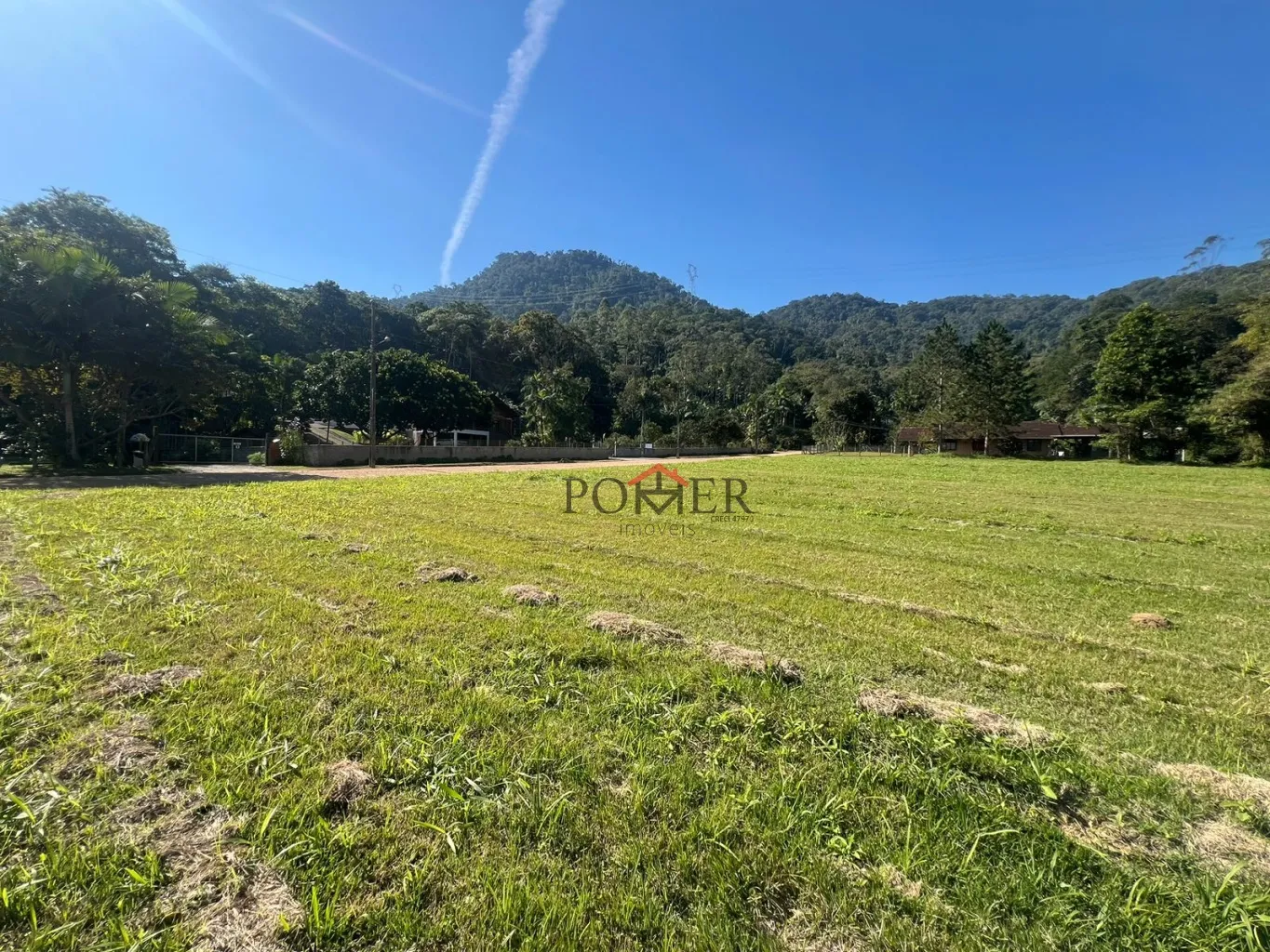 Lindo terreno, localizado no bairro Testo Rega, e com uma excelente frente de 20,00m. — foto 5