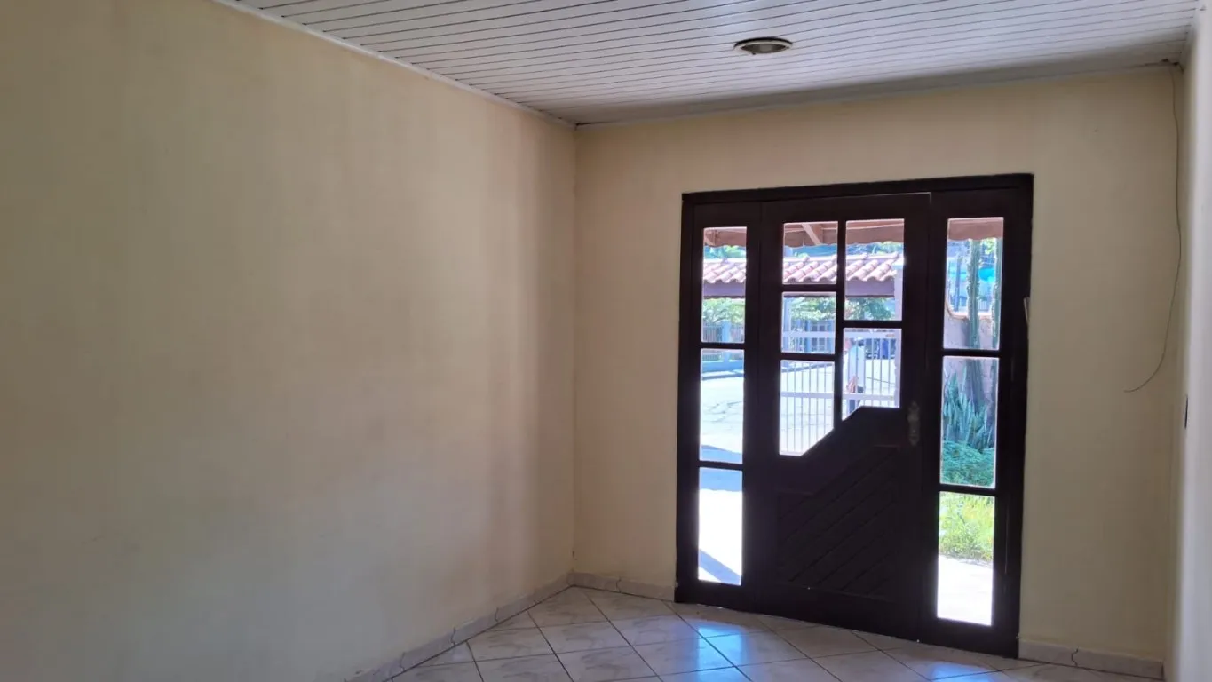 Ótima casa de Alvenaria com lindo terreno para venda em Blumenau, SC. — foto 7