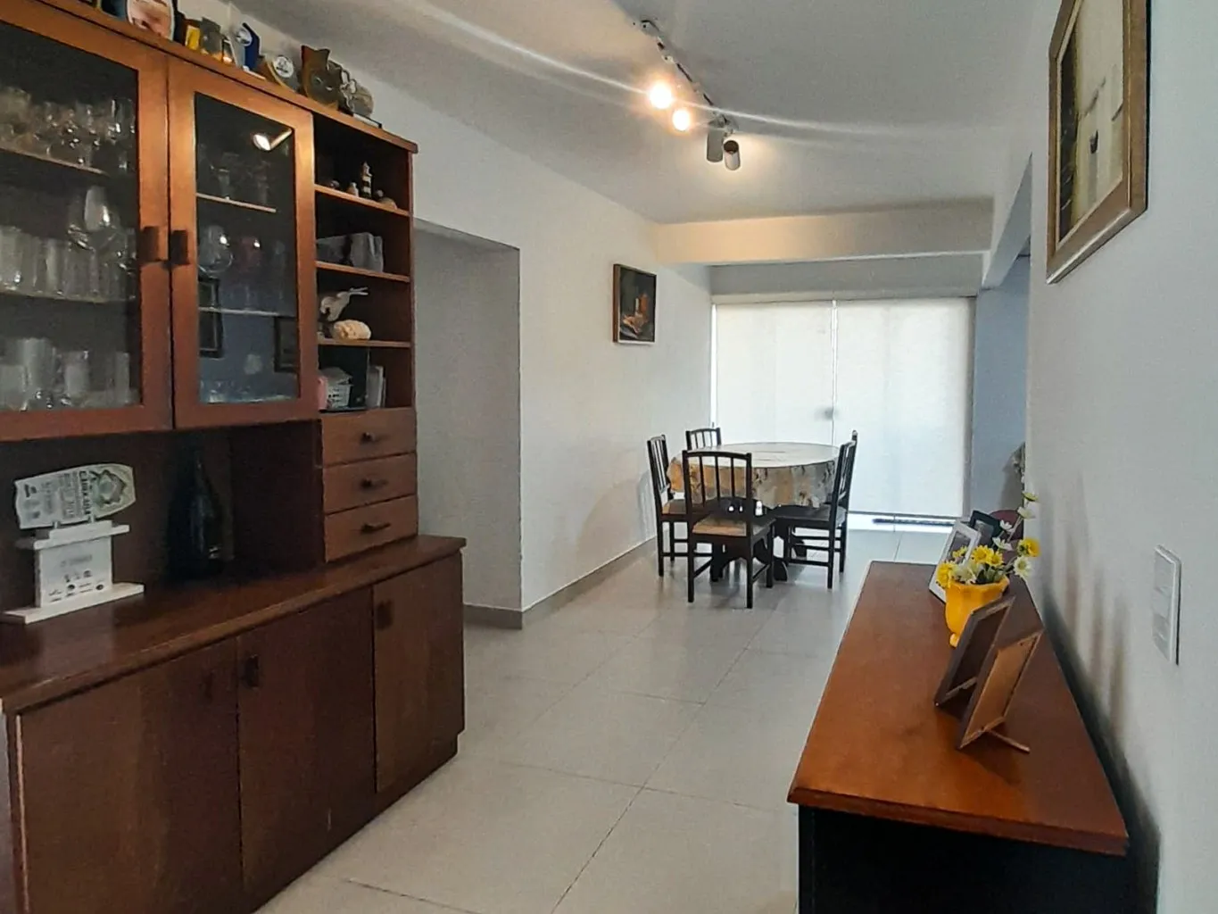 Apartamento em Bombinhas com 03 dormitórios, sendo 01 suíte - Centro | A 70 metros do mar — foto 6