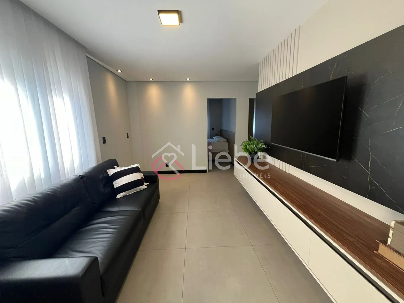 Linda Casa, totalmente mobiliada, no Bairro Testo Central com 102,00m de construção, edificado num terreno com 461,90m — foto 6