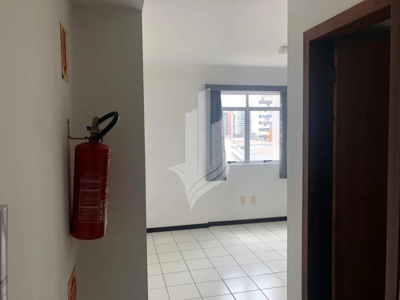 Sala comercial centro de Blumenau — foto 7