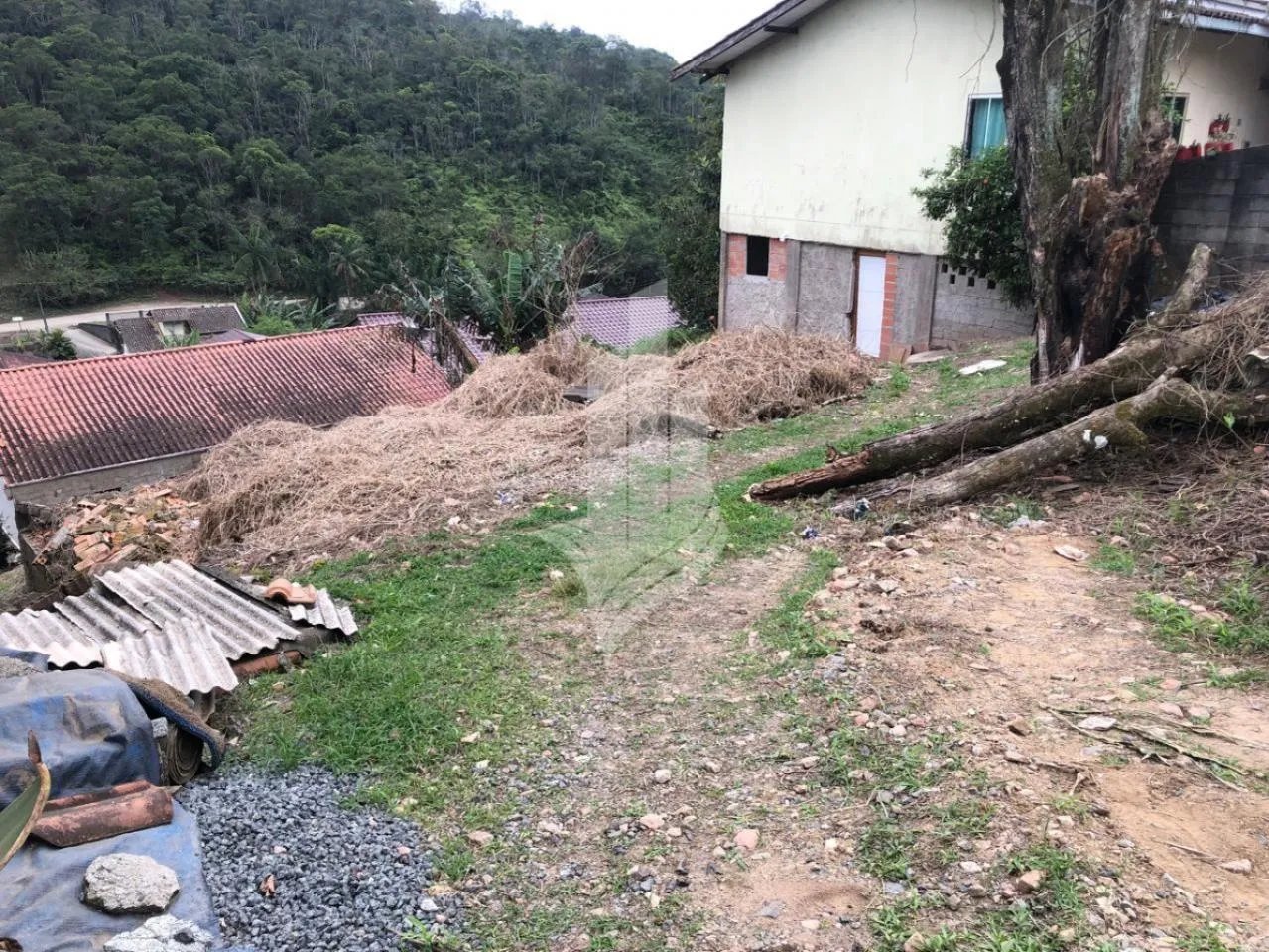 Terreno no Bairro Nova Esperança, contendo 326,78m, com 14m de frente. — foto 2