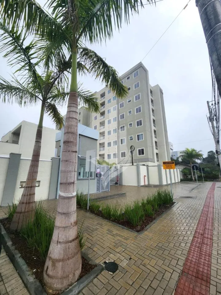 Apartamento 2 dormitórios no bairro Água Verde - foto 1