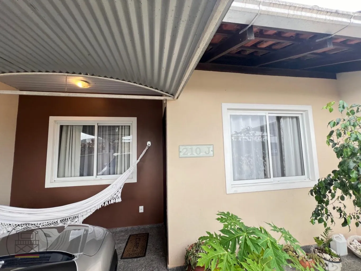 Casa geminada no bairro Coloninha em Gaspar. - foto 1