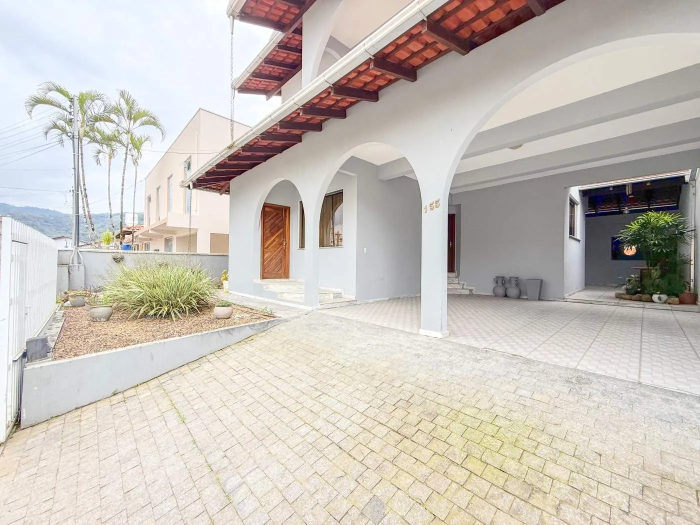 Casa para Venda em Blumenau, Garcia, 3 dormitórios, 1 suíte, 4 banheiros, 3 vagas — foto 2