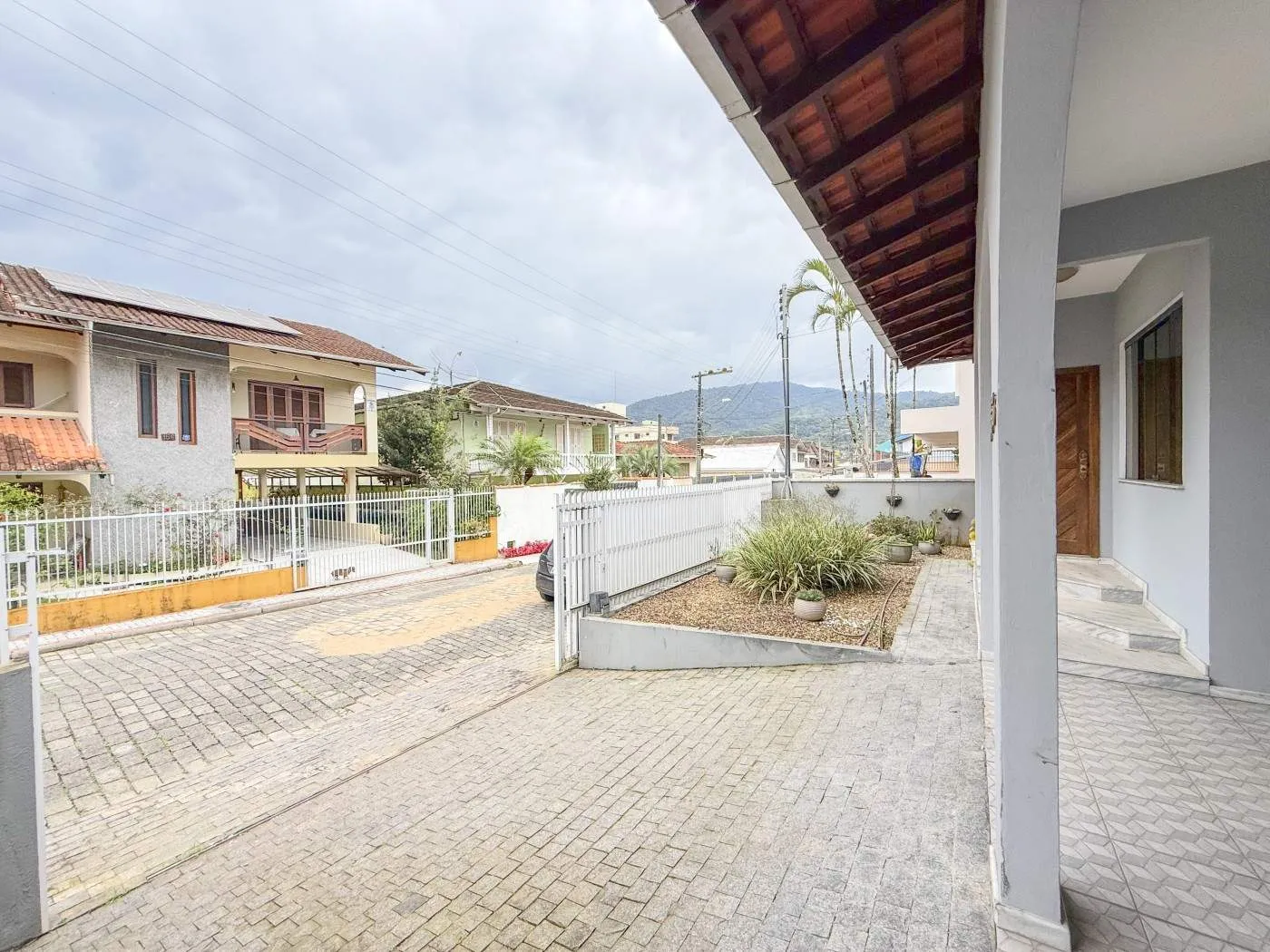 Casa para Venda em Blumenau, Garcia, 3 dormitórios, 1 suíte, 4 banheiros, 3 vagas — foto 4