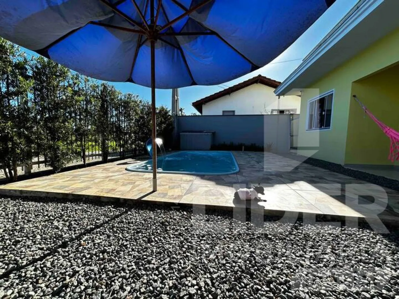 Casa em Balneário Piçarras com Piscina - Conforto e Lazer Perto da Praia! - foto 1