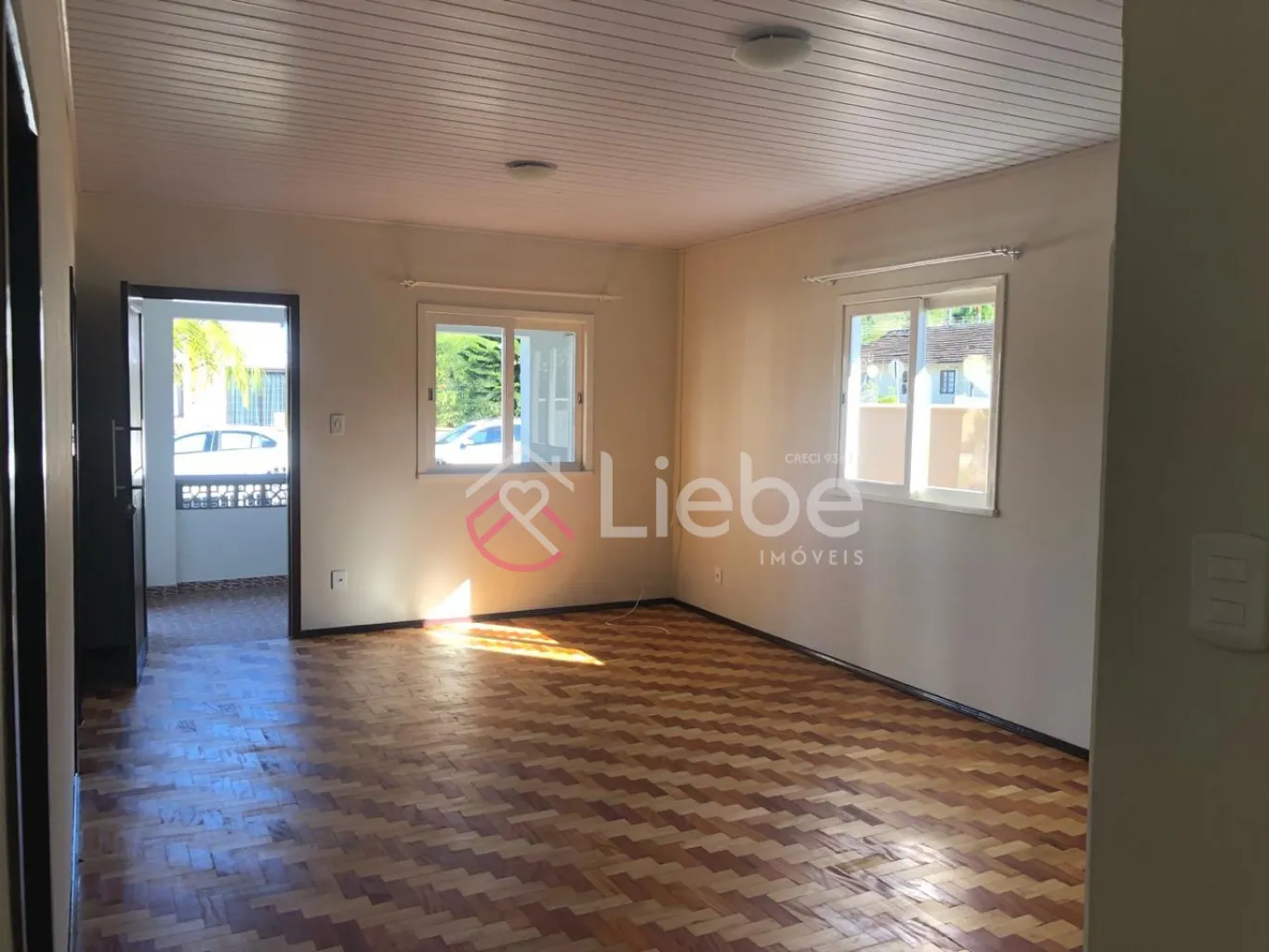 Duas Casas no Bairro Centro com 183,95m de construção, edificado num terreno com 392,00m e frente de 14,00 metros. — foto 7