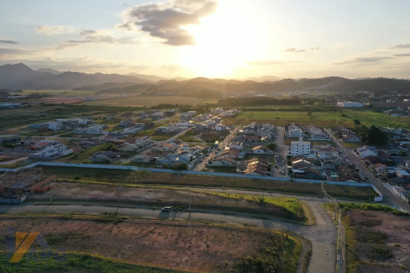Excelente lote no loteamento Solar das Brisas. Terreno com linda vista! — foto 2