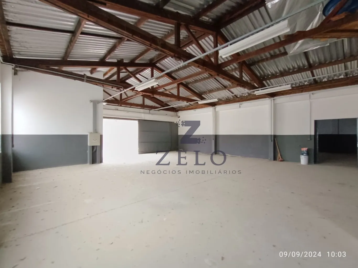Excelente Galpão Comercial e/ou Industrial à 20m da Rua Bahia - Próximo a ABECelesc — foto 7