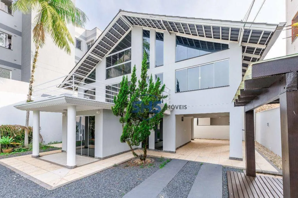 Casa com 3 dormitórios (1 suite) à venda, 280 m por R$ 1.215.000 - Velha - Blumenau/SC - foto 1