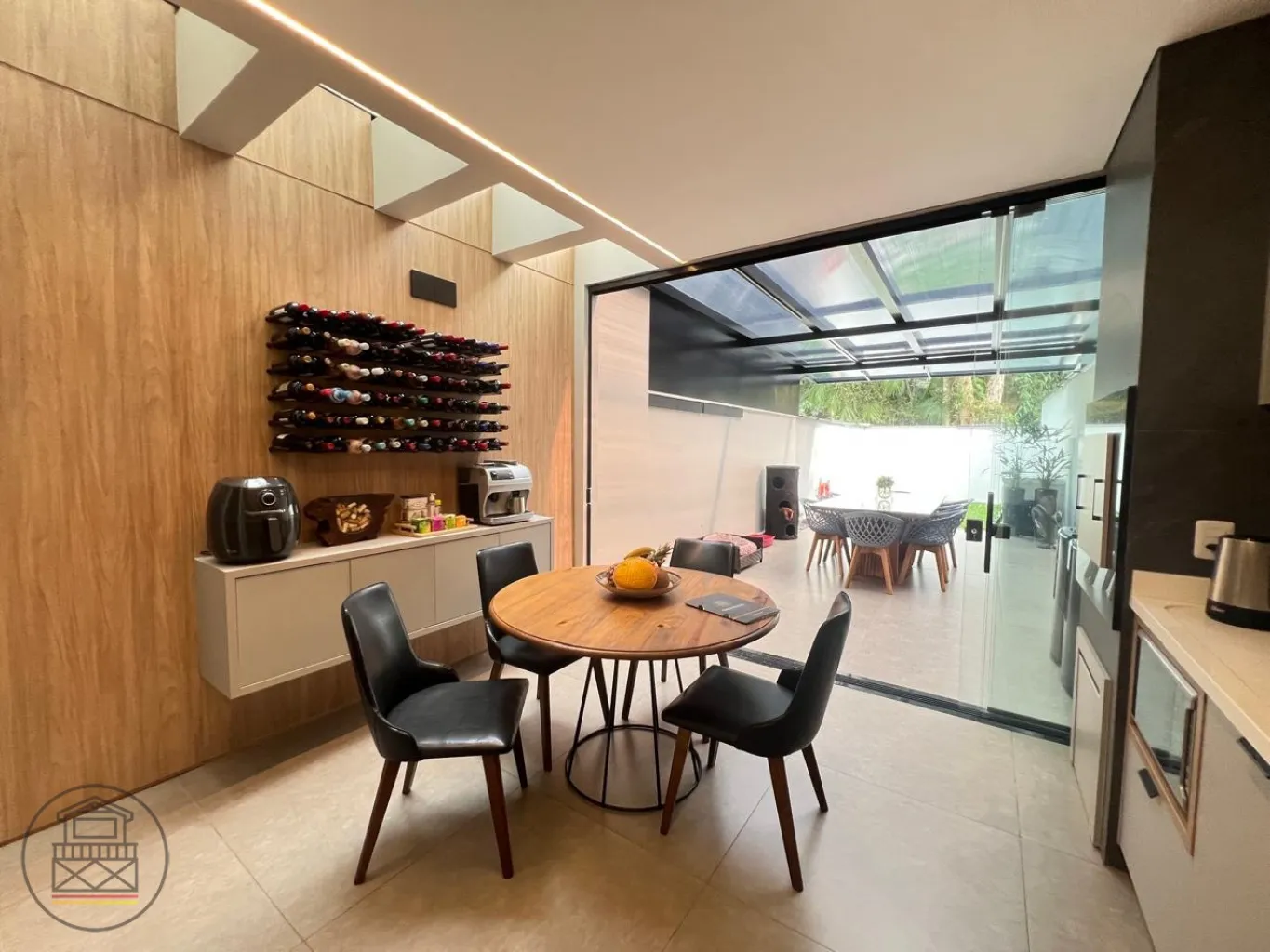 Excelente triplex mobiliado em rua sem saída no Badenfurt — foto 2