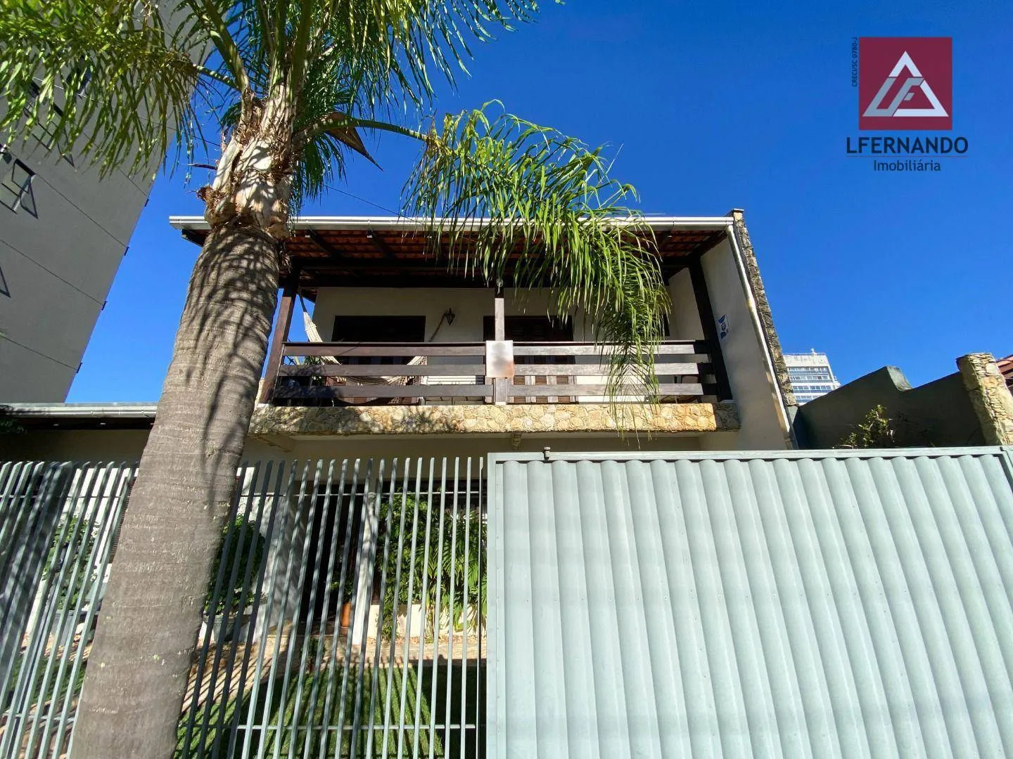 Casa mobiliada com 4 dormitórios, sendo 1 suíte à venda, 210 m por R$ 1.290.000 - Vila Nova - Blumenau/SC - foto 1