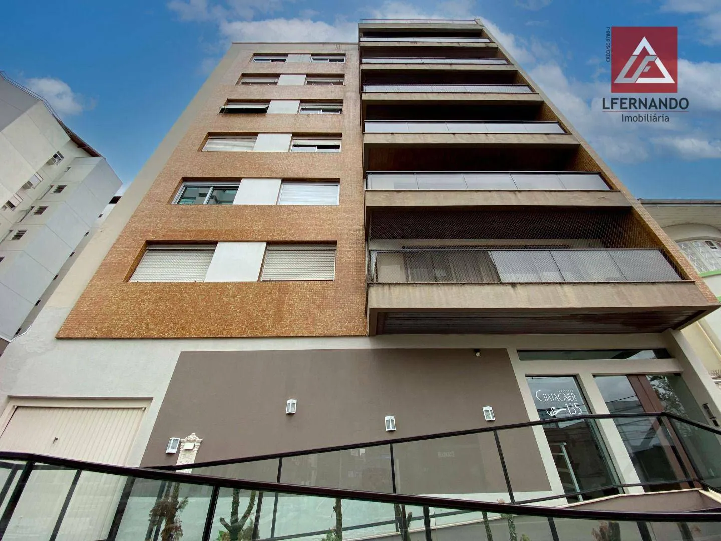 Cobertura com 3 dormitórios, sendo 2 suítes à venda, 272 m por R$ 1.600.000 - Centro - Blumenau/SC - foto 1