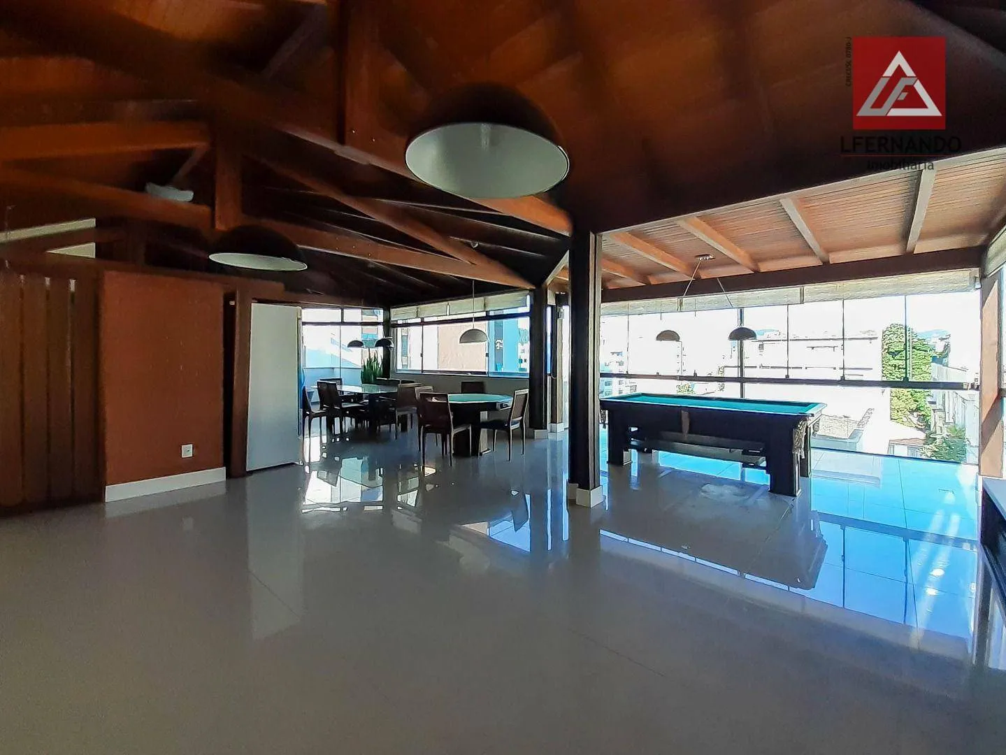 Cobertura com 3 dormitórios, sendo 2 suítes à venda, 272 m por R$ 1.600.000 - Centro - Blumenau/SC — foto 2