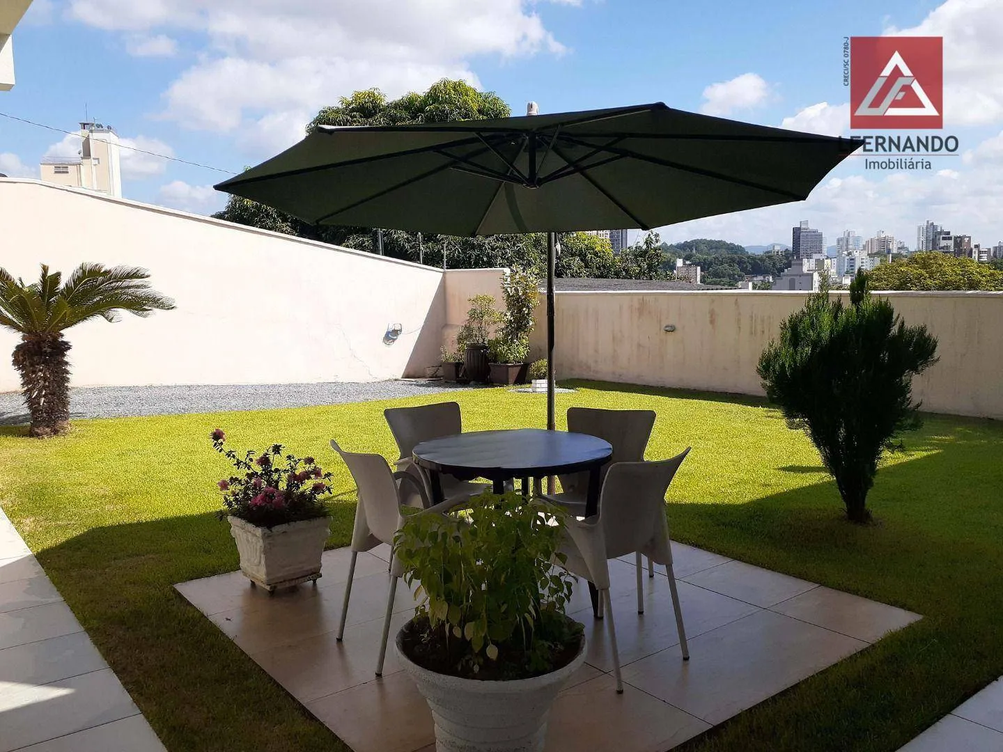 Casa com 3 dormitórios, sendo 1 suíte à venda, 219 m por R$ 1.500.000 - Centro - Blumenau/SC — foto 4