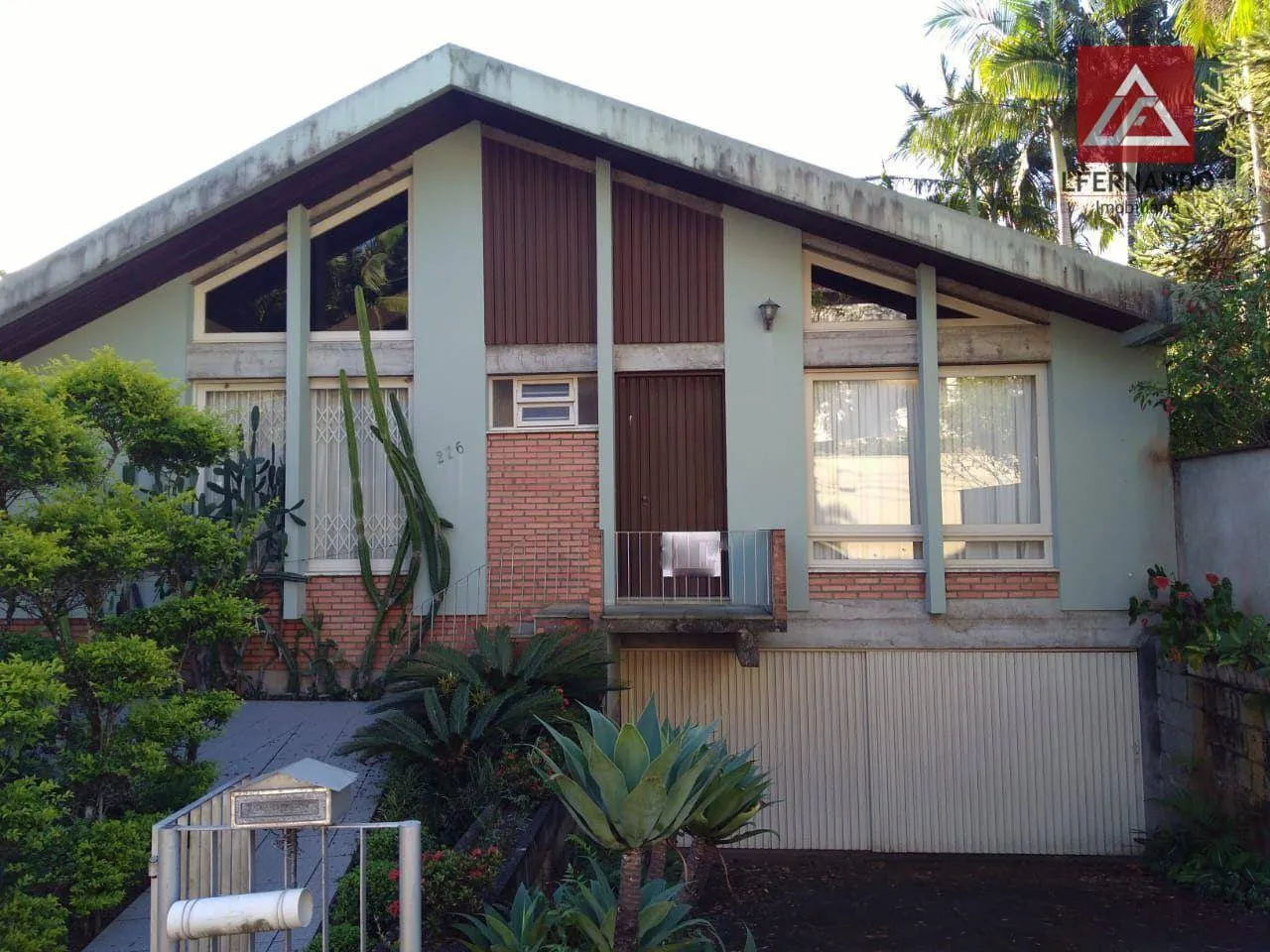Casa com 3 dormitórios, sendo 1 suíte à venda, 250 m por R$ 1.700.000 - Centro - Blumenau/SC - foto 1