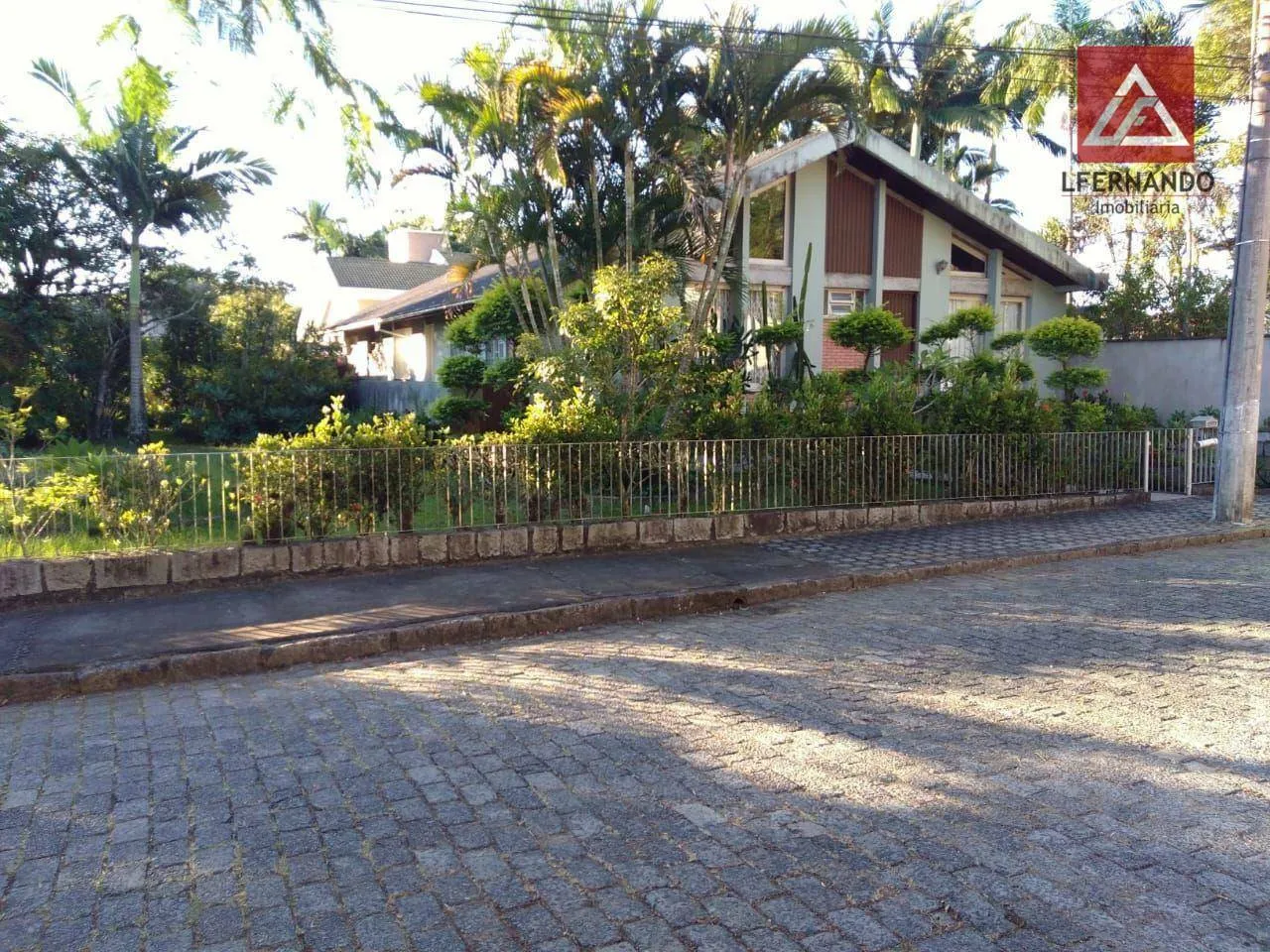Casa com 3 dormitórios, sendo 1 suíte à venda, 250 m por R$ 1.700.000 - Centro - Blumenau/SC — foto 3