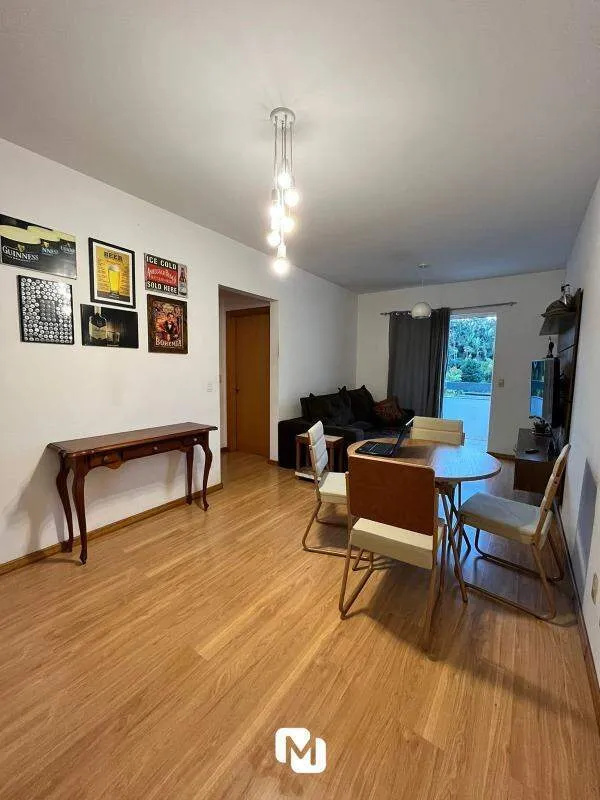Venda de Apartamento semimobiliado com 2 Dormitórios , sacada, elevador, churrasqueira e área de festas! — foto 5